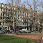 Le 6eme Cote Foch
