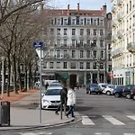 Le 6eme Cote Foch
